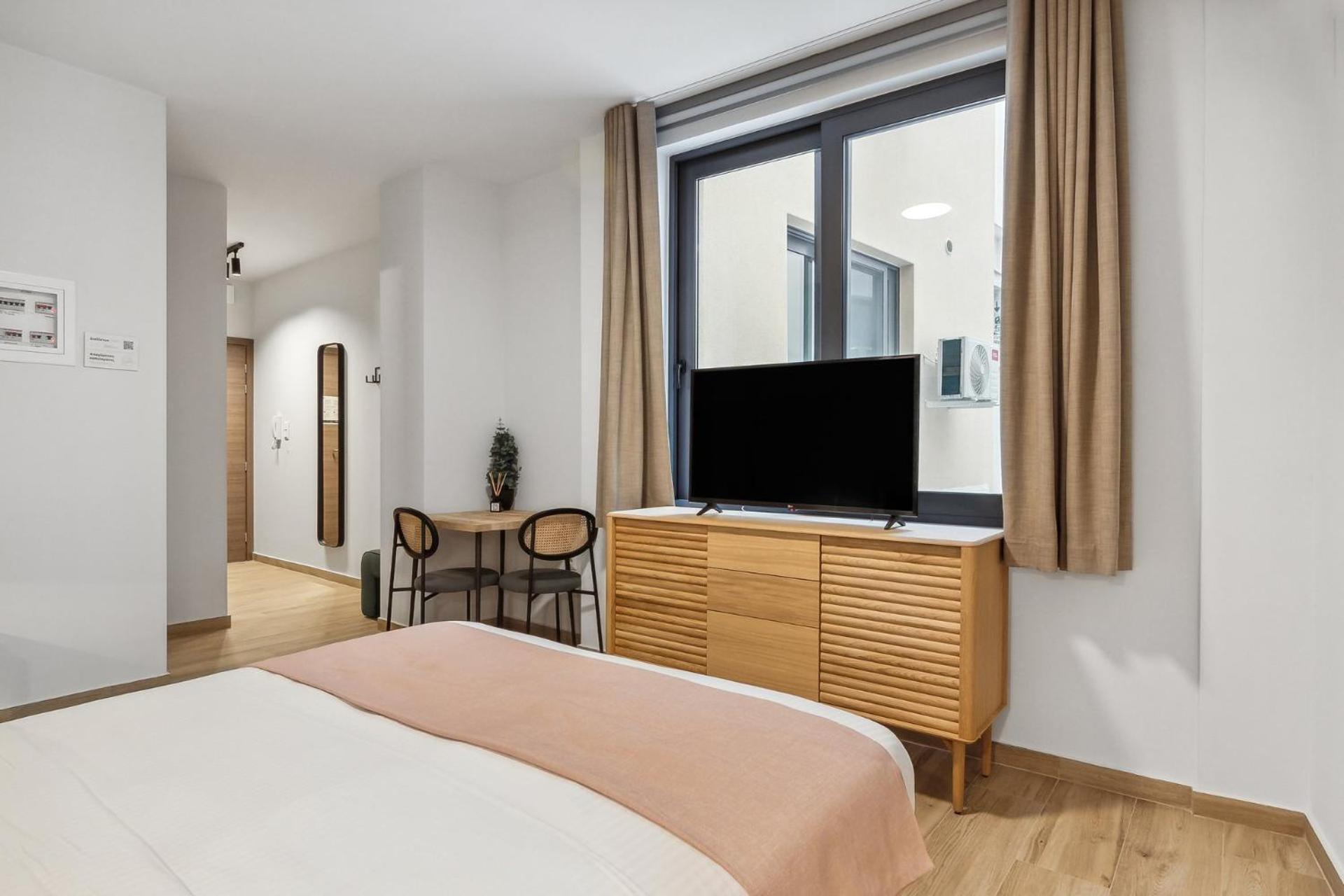 Limehome Athens Solonos City Center Zewnętrze zdjęcie